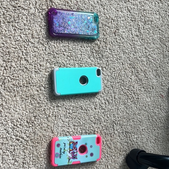 iPod touch generation 6 & cases - Picture 8 of 8